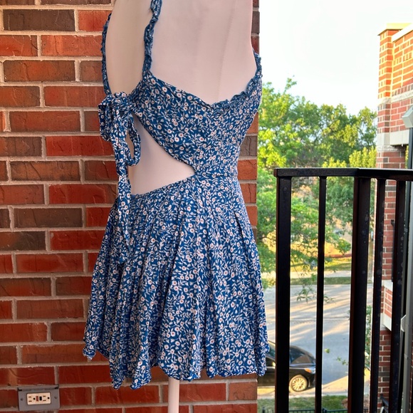 Princess Polly Blue and White Floral Mini Dress - Picture 4 of 7